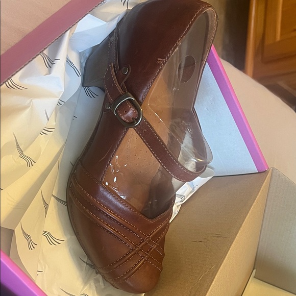 Dansko Shoes - Dansko Reeny Brown Full Grain Heels